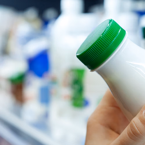 Afbeelding van Kabinet: verplicht statiegeld ook op flessen voor sap, melk en yoghurtdrankjes
