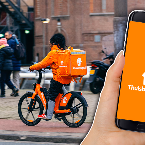 Afbeelding van Eten via Thuisbezorgd euro's duurder door 'verborgen kosten', Consumentenbond wil compensatie
