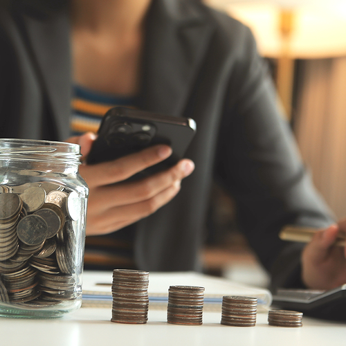Afbeelding van Geld beleggen in plaats van sparen: voor wie is dat een slimme keuze?