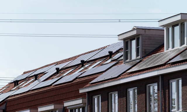 Afbeelding van Zaterdag in Kassa: Geen terugleverkosten meer voor zonnepaneelhouders?