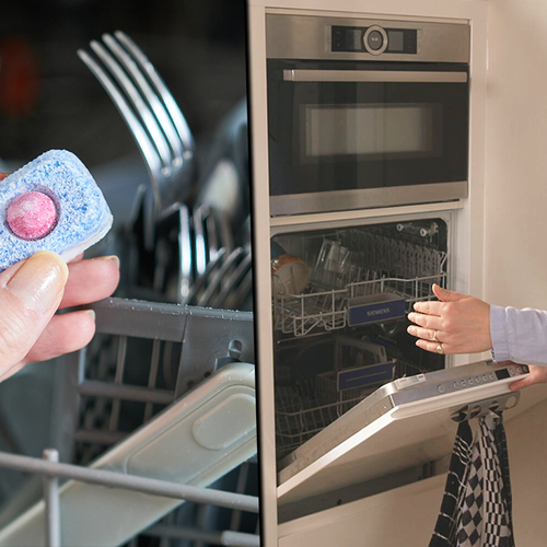 Kassa Buurttest: Welk merk vaatwastabletten maakt de vieze vaat het beste schoon?