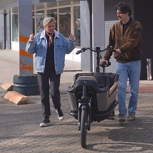 Belbus: Bakfiets van Fietsoptimaal is allesbehalve optimaal