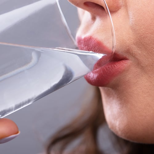Afbeelding van Iedereen moet twee liter water per dag drinken. Feit of fabel?