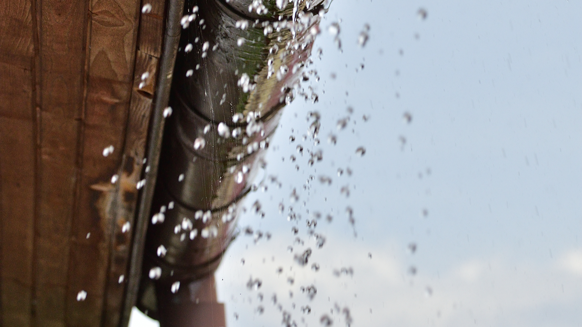 lekkende dakgoot 1280