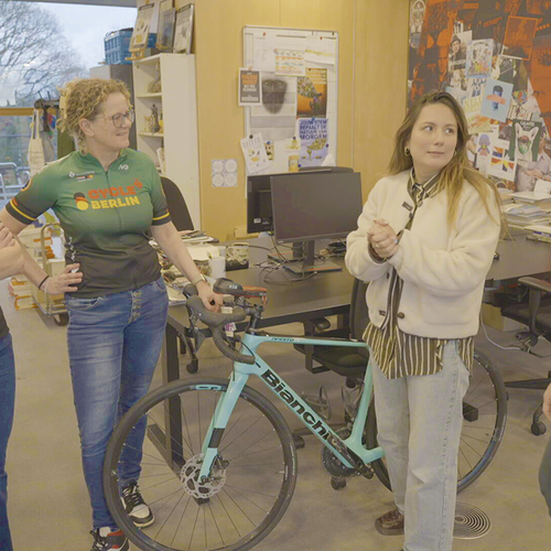 Belbus: NL Tour Rides fietst er met je vakantie én met je geld vandoor