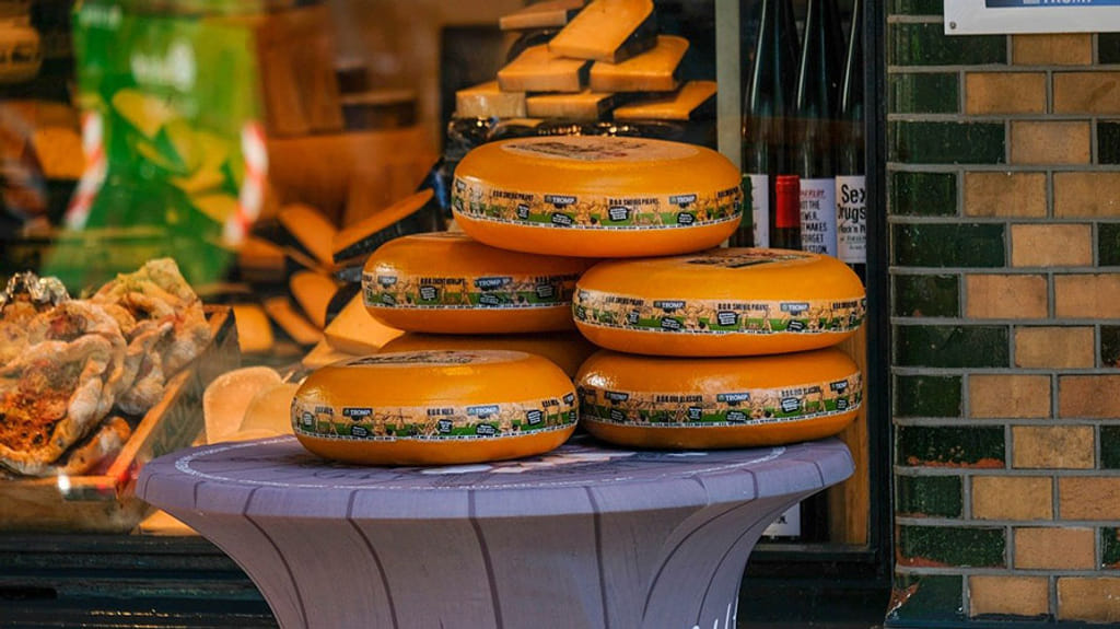 Is de korst van kaas eetbaar? Van welke kazen kun je de korst eten? Kassa BNNVARA