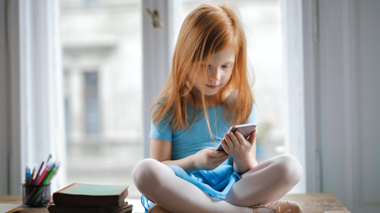 Kind sociale media groot