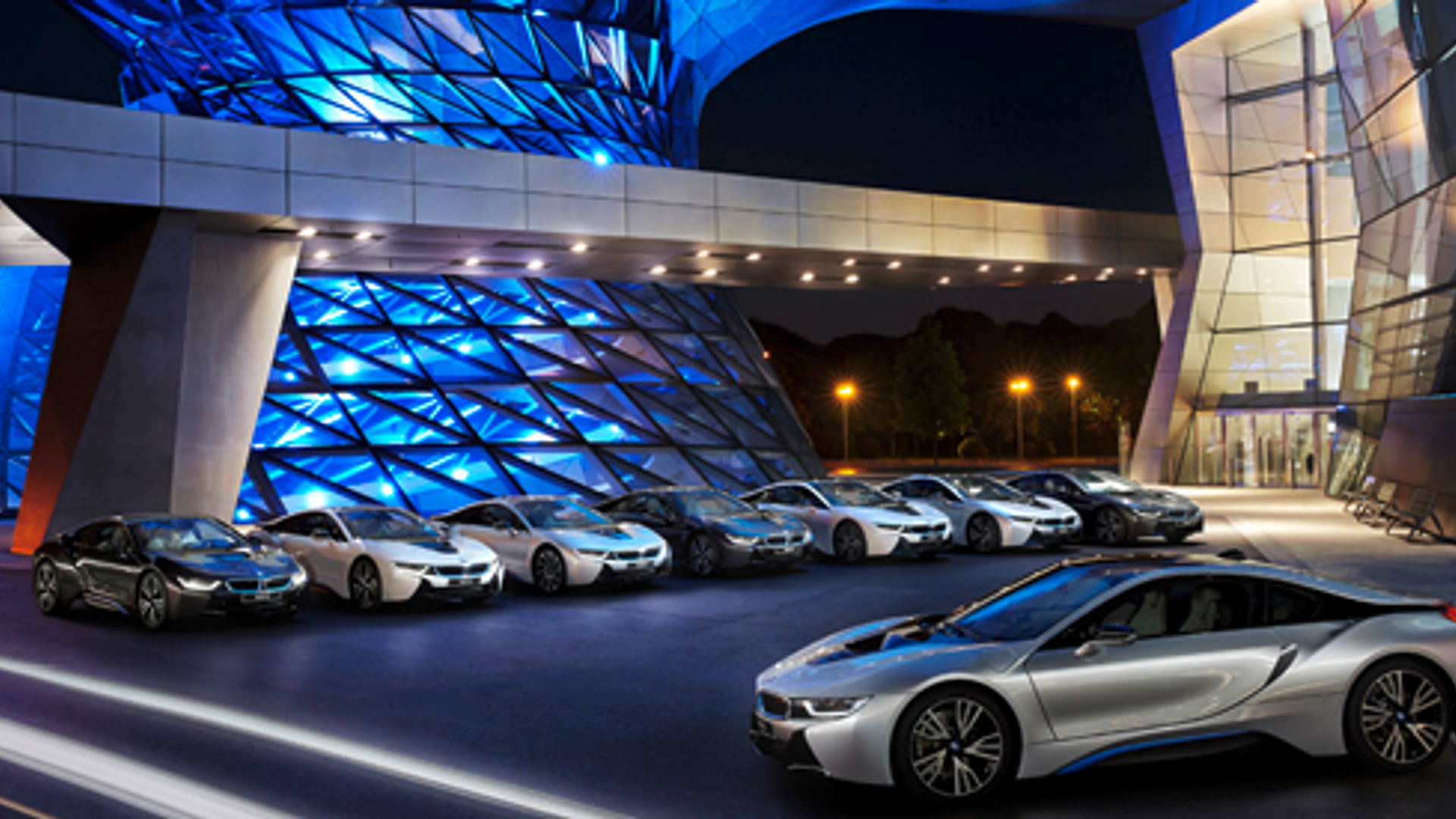 600x275_bmwi8aflevering.jpg