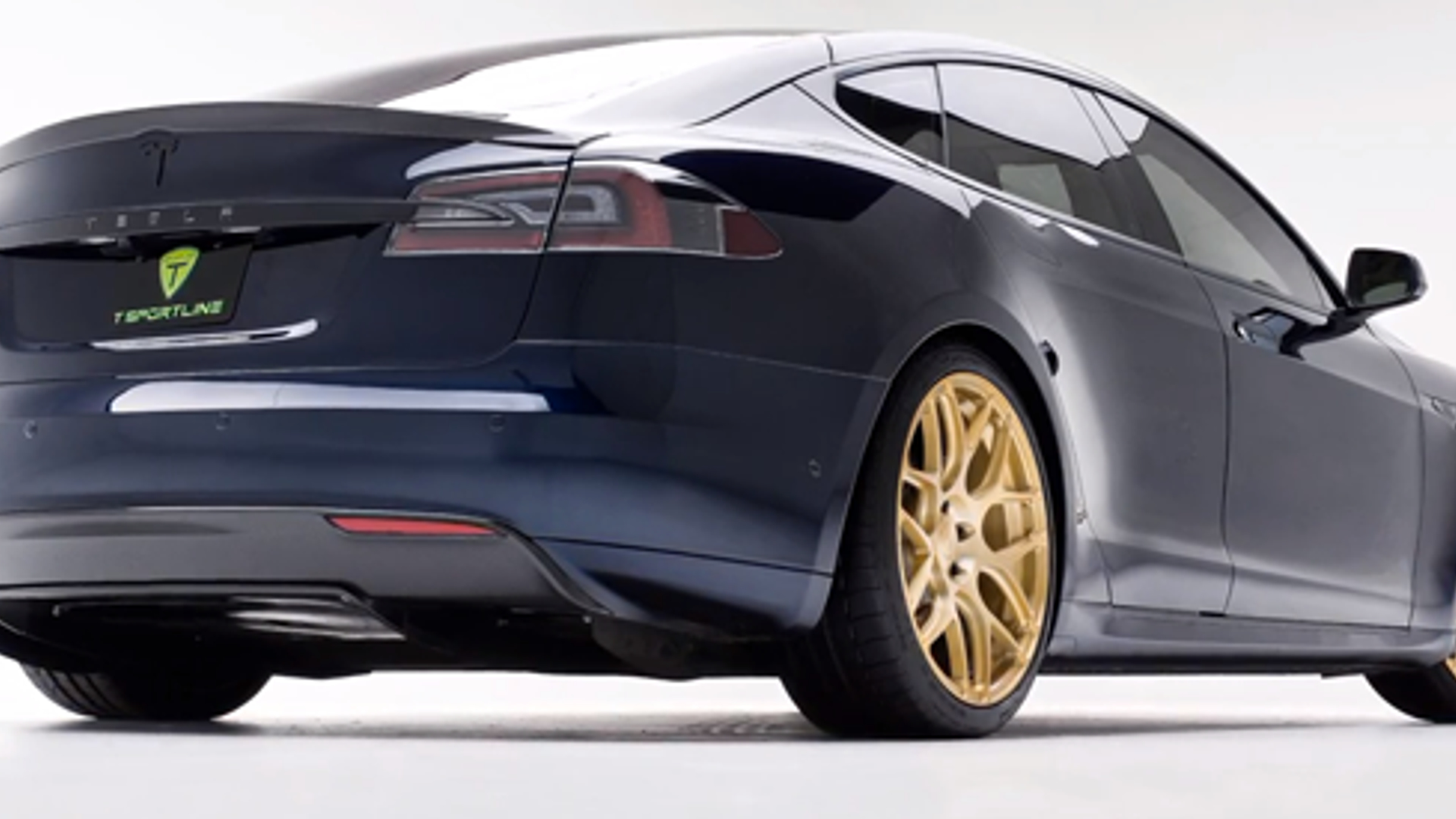 600x275_teslamodelstsportline.png