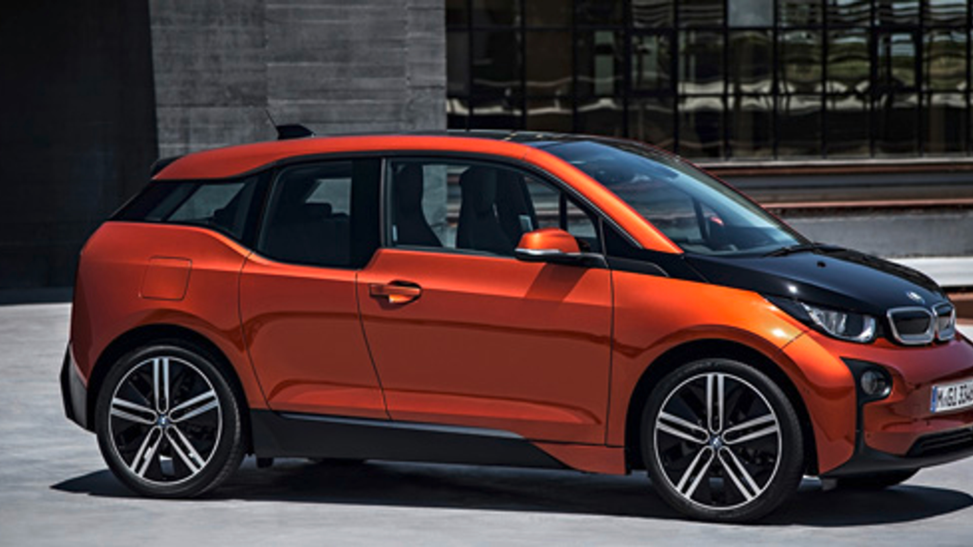 600x275_bmwi3_02.jpg