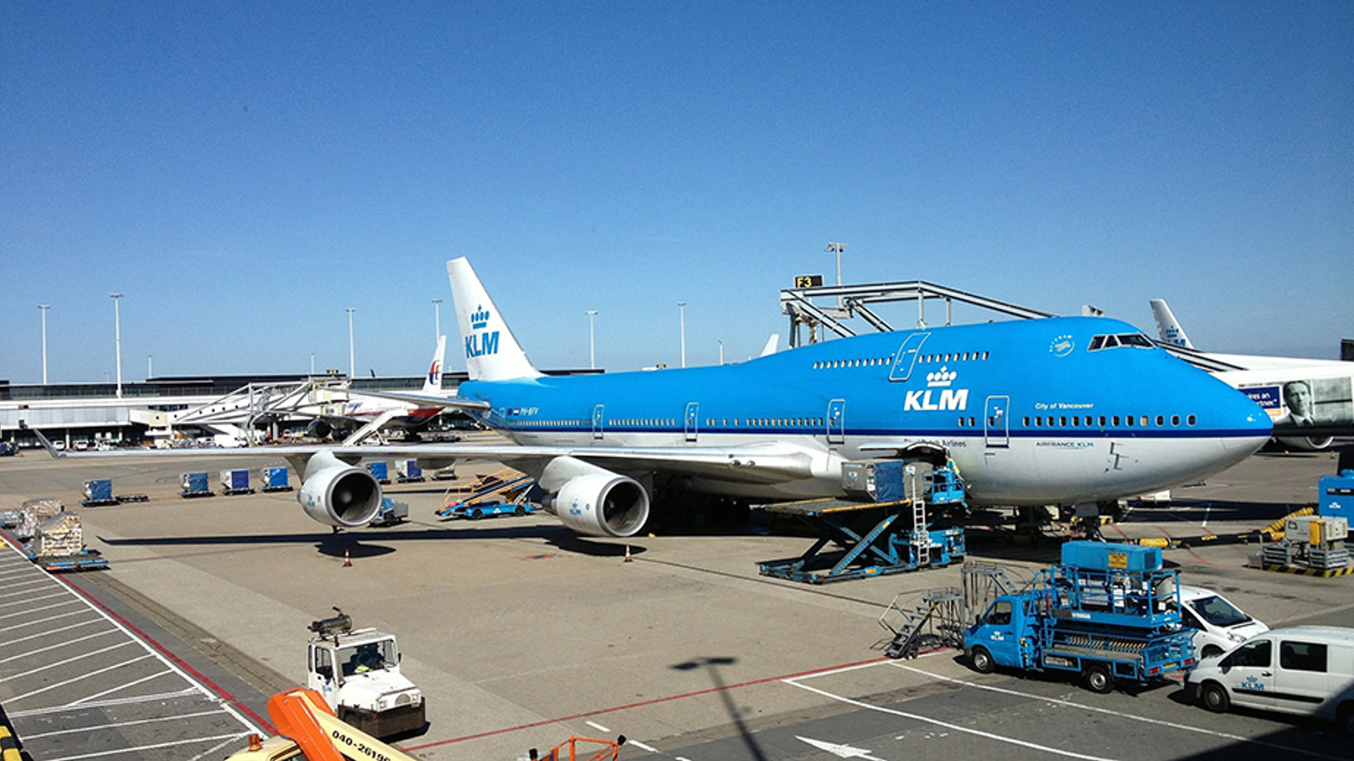 930x520_klm