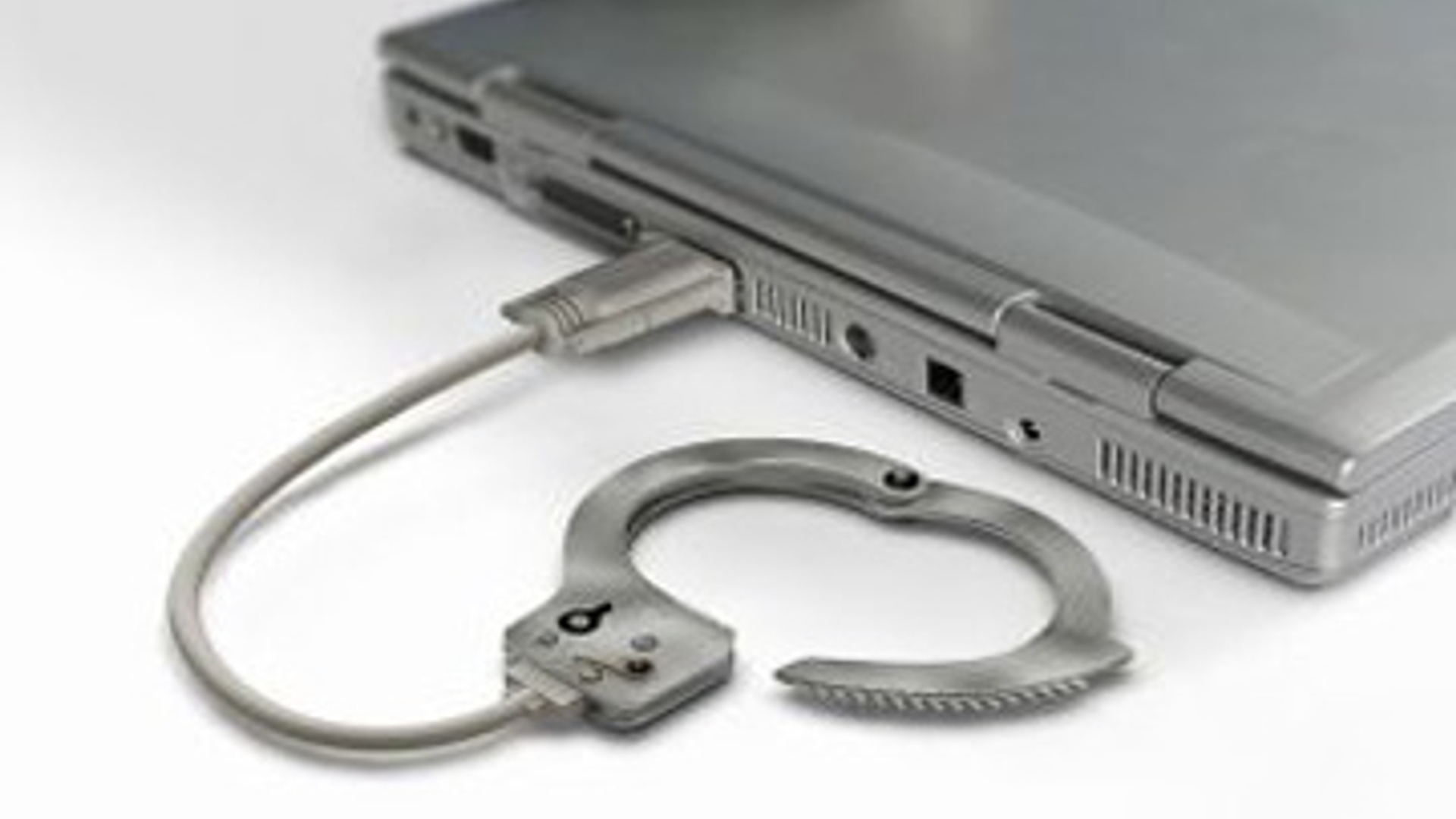 computer-crime-groot_01.jpg