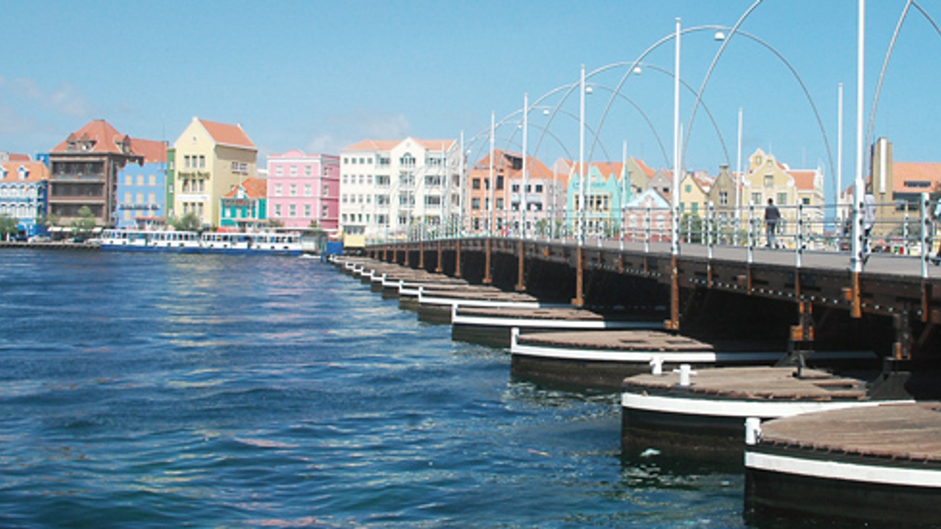 curacao.jpg