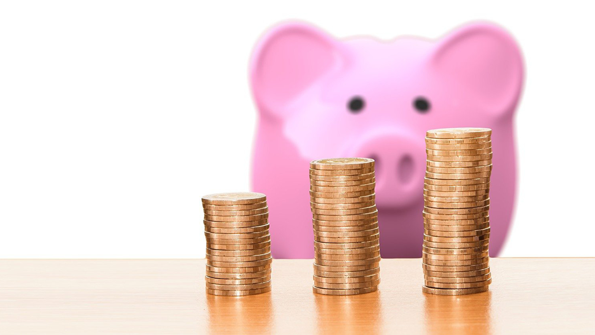 geld besparen euros spaarvarken