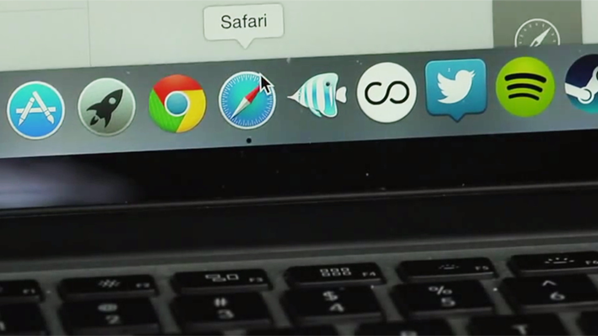 Apple Safari 930 520