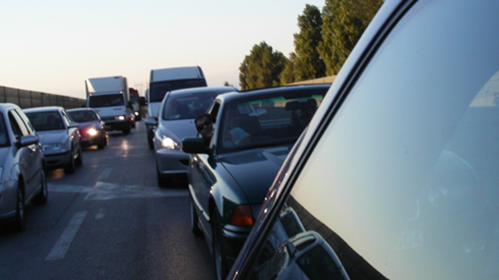 file-snelweg-drukte.jpg