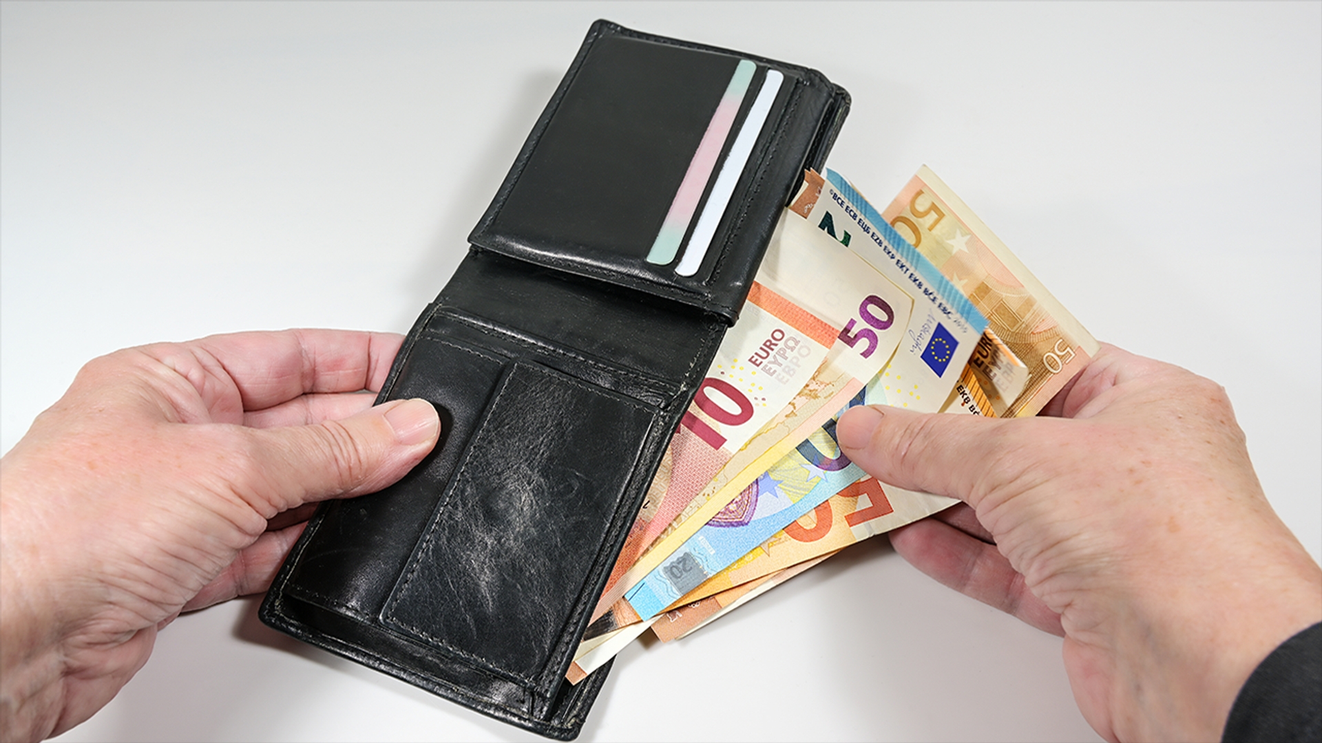 portemonnee 1280 eurobiljetten geld cash