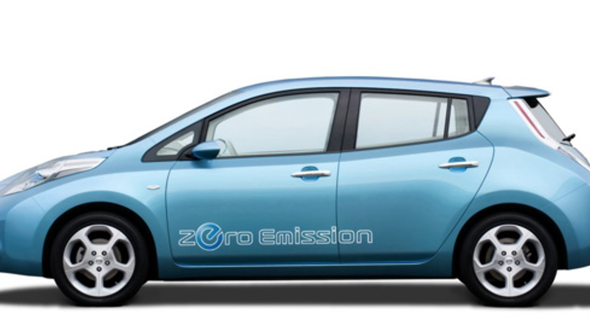 600x275_nissanleaf1_01.jpg