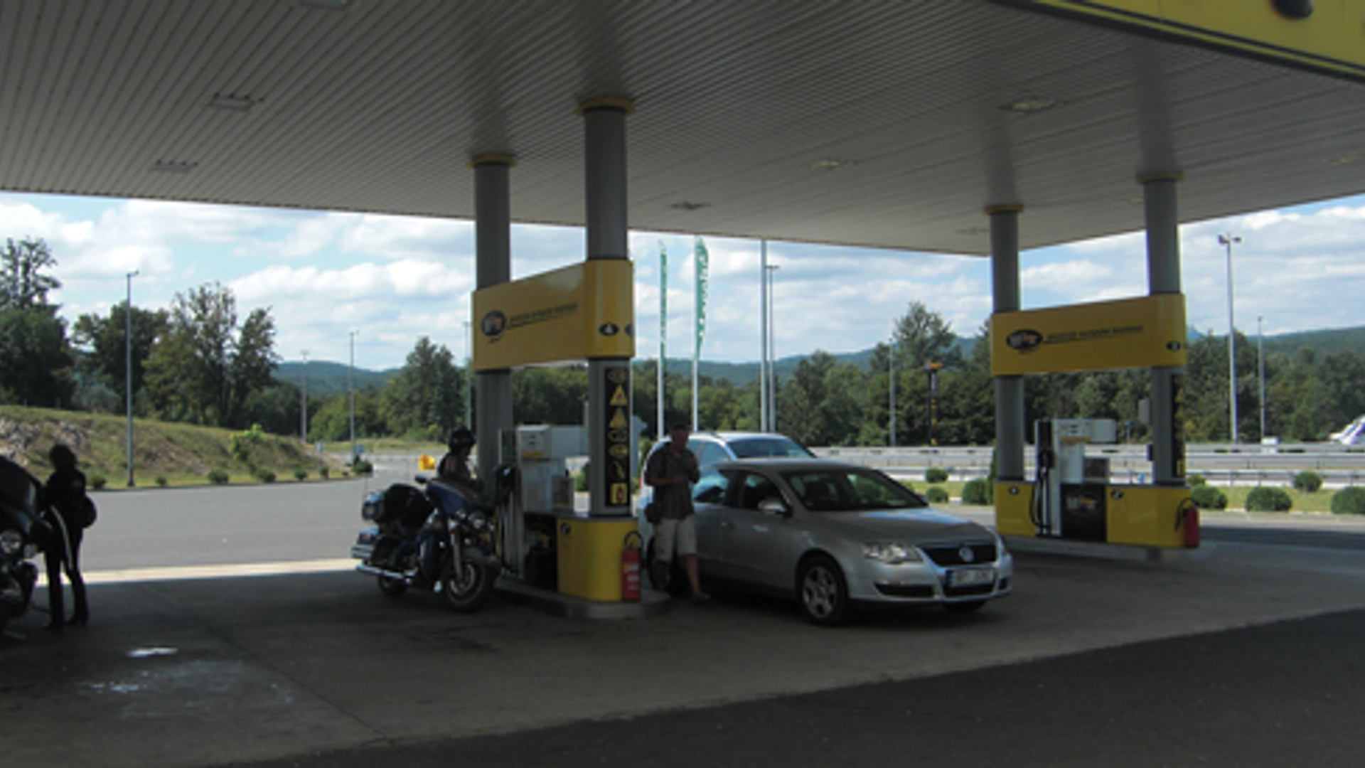 benzinestation_24.jpg