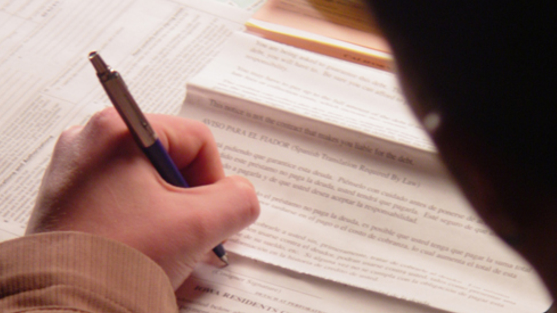 600x275_contract_01.jpg