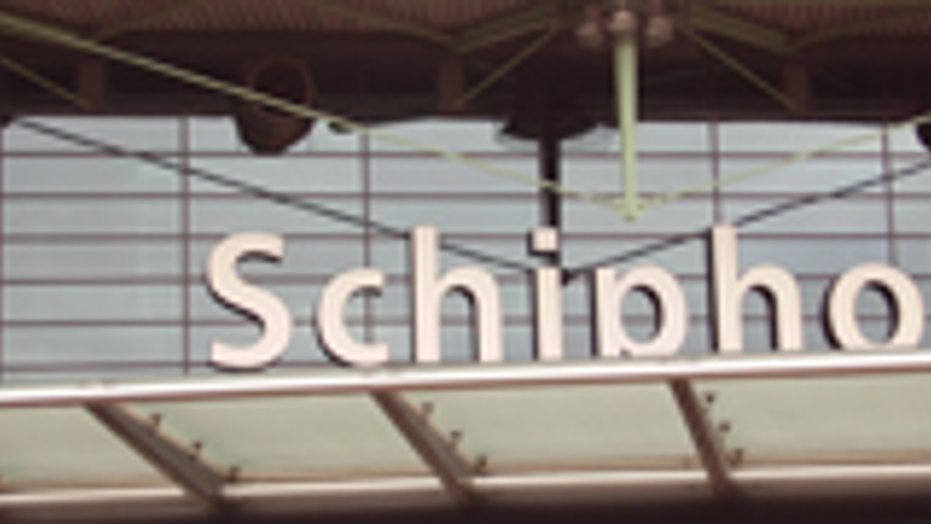 195x90_schiphol_01.jpg