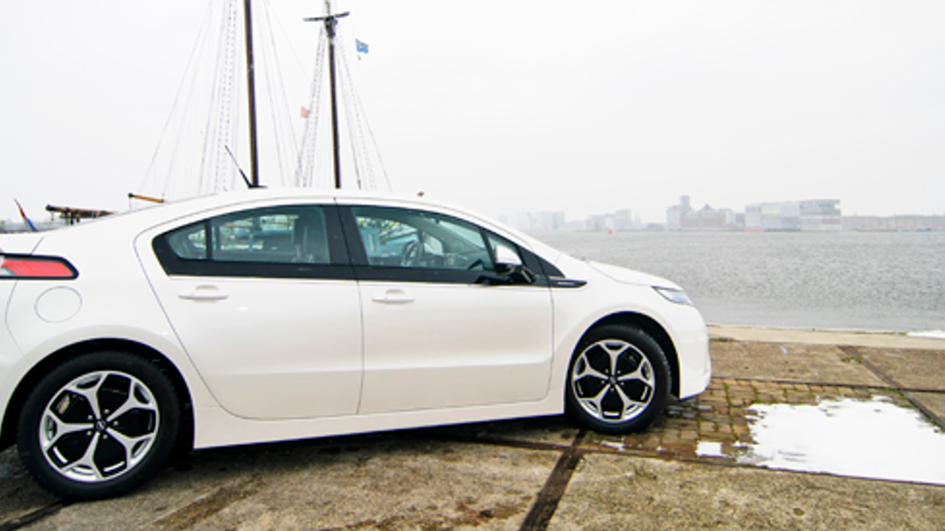 600x275_ampera.jpg