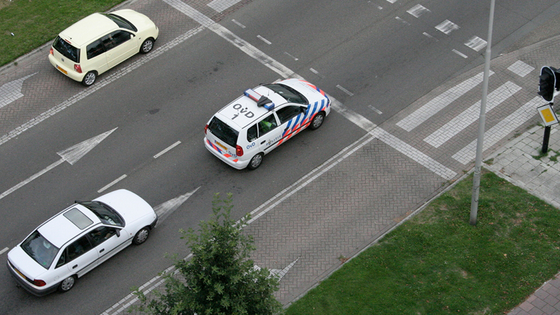 weg politie auto 930x520