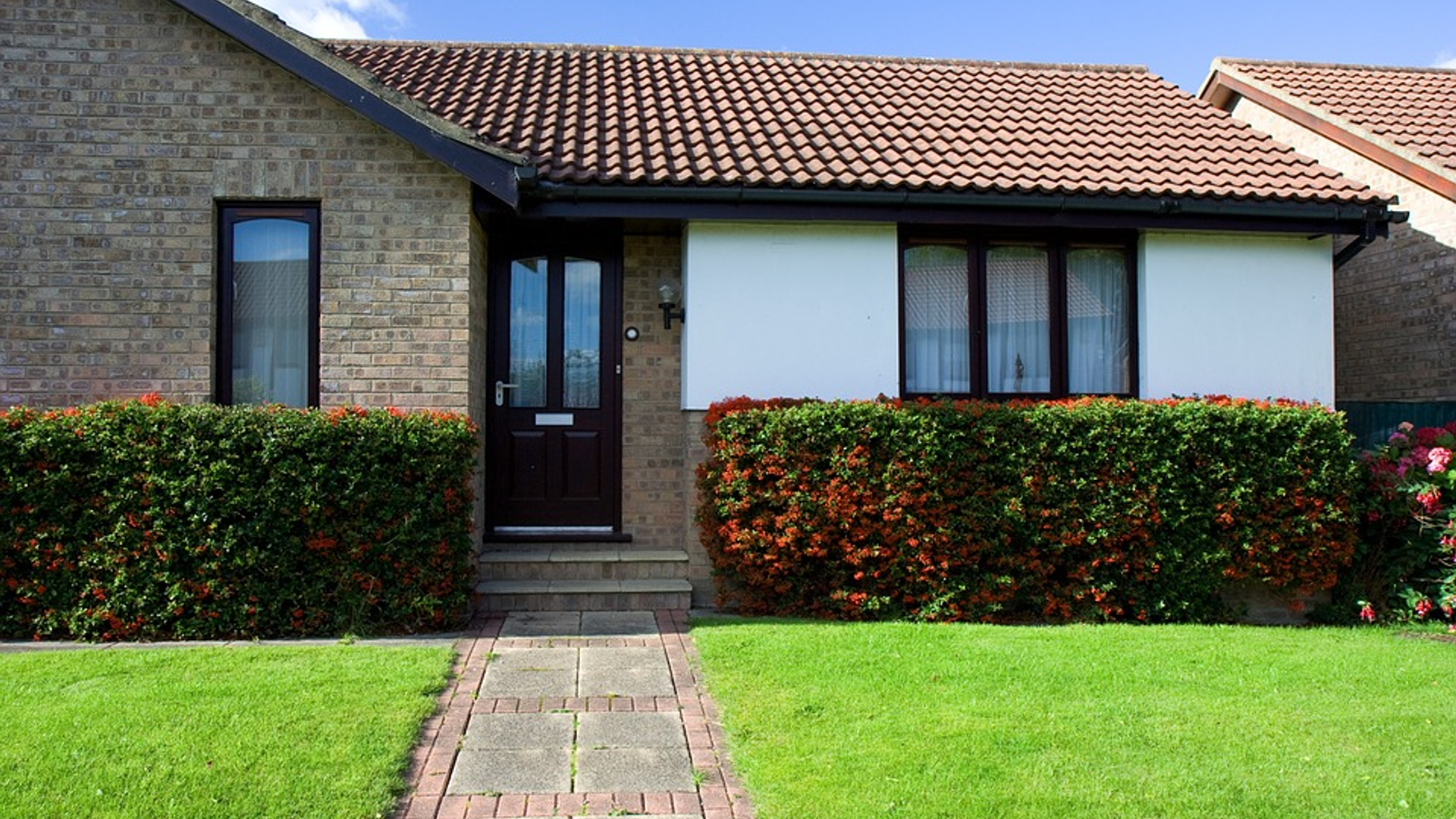 bungalow-20544_960_720