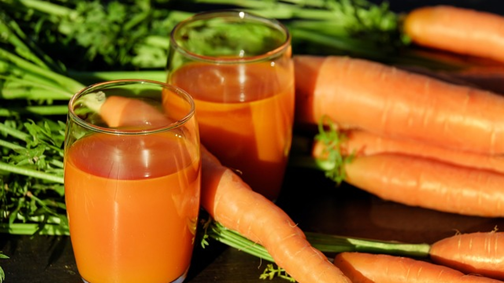 carrot-juice-1623157_640