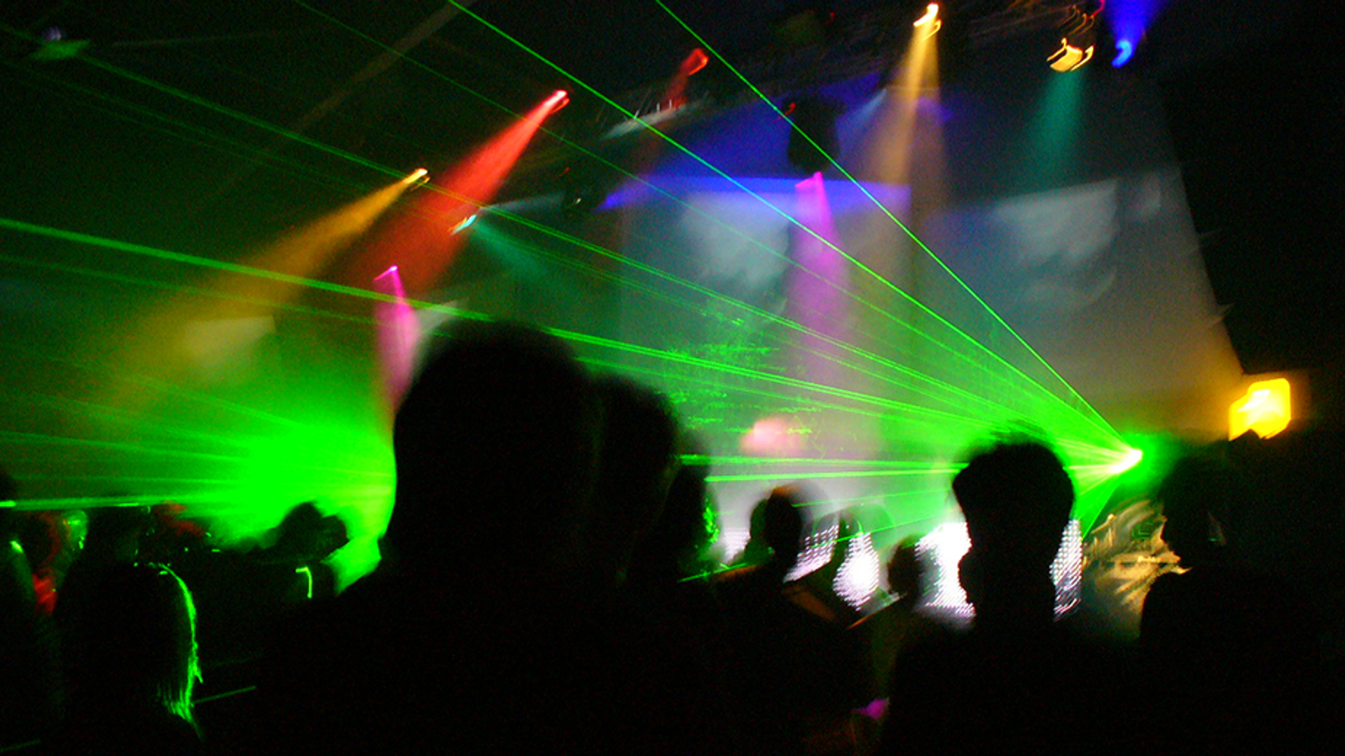 feestje discotheek 930 x 520