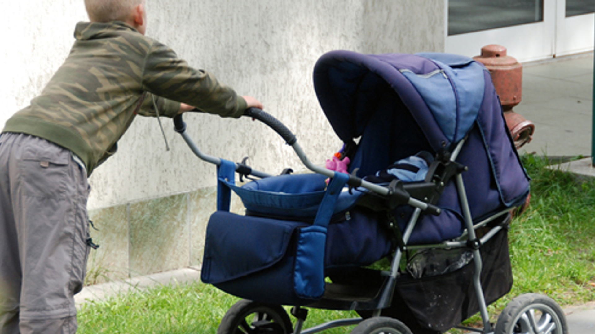 600x275_kinderwagen.jpg