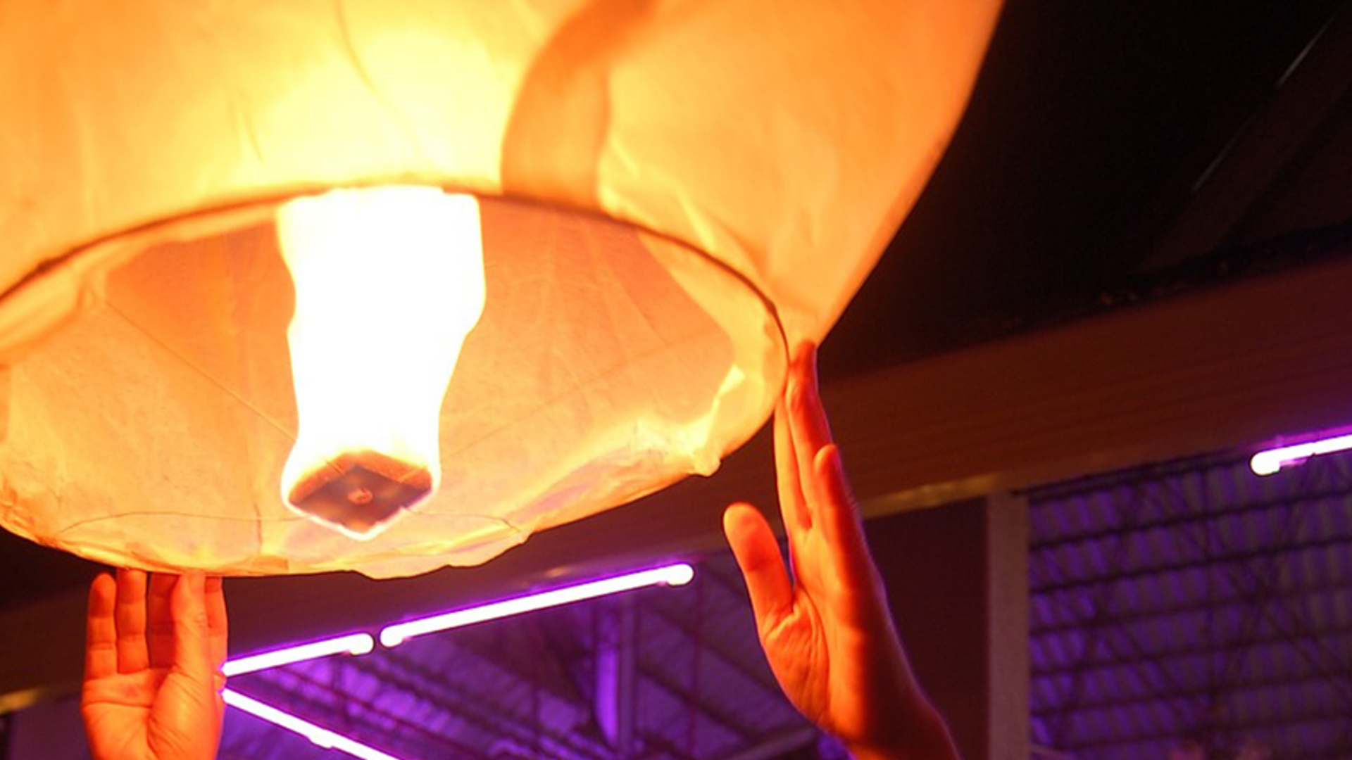 930x520_lampion