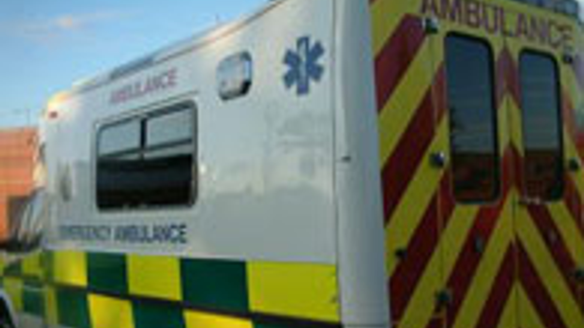 ambulance_001_02.jpeg