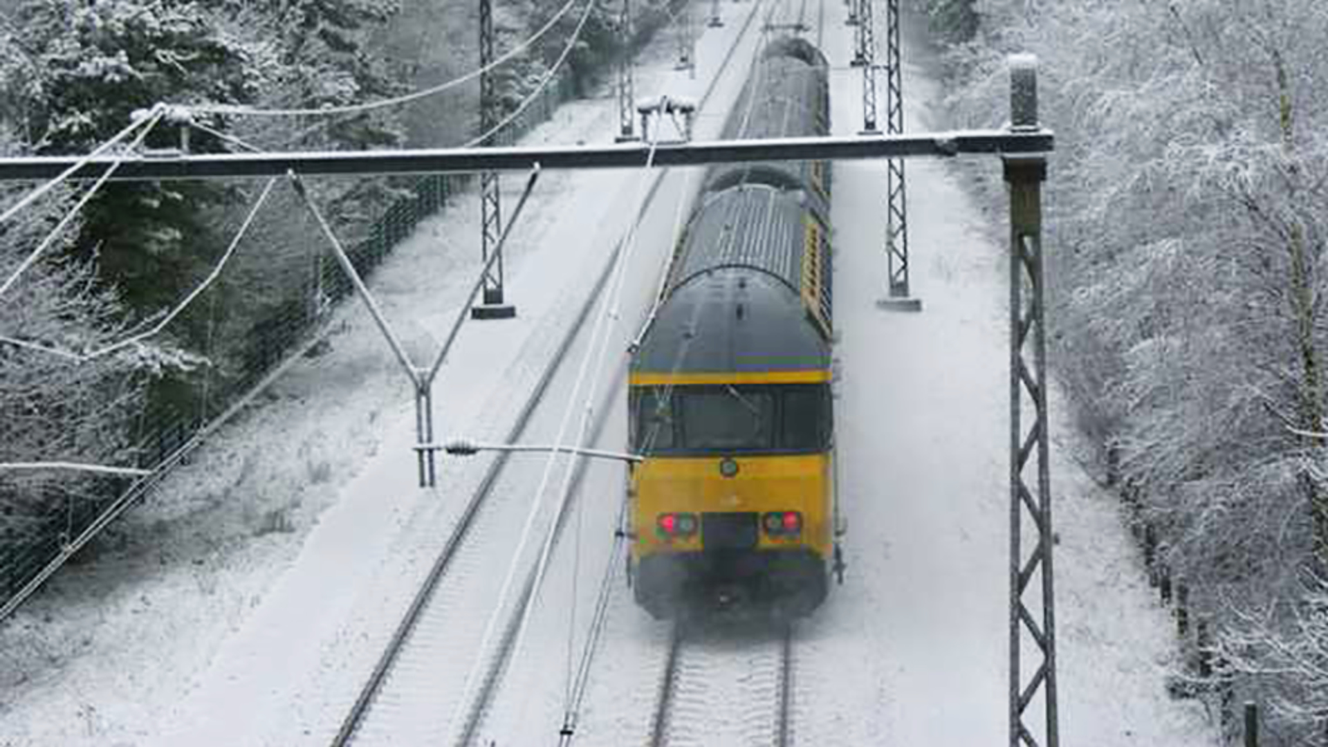 trein sneeuw 930