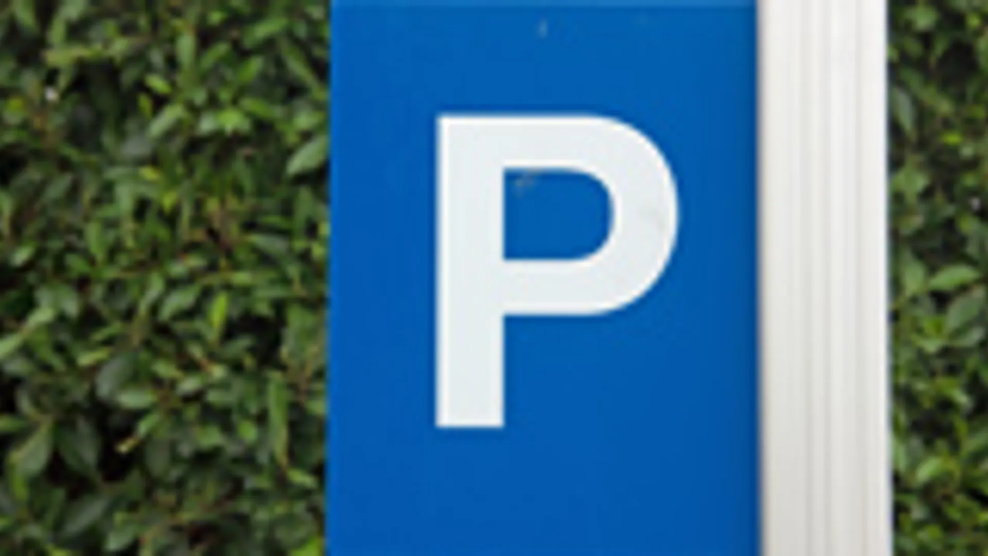 195x90_parking.jpg