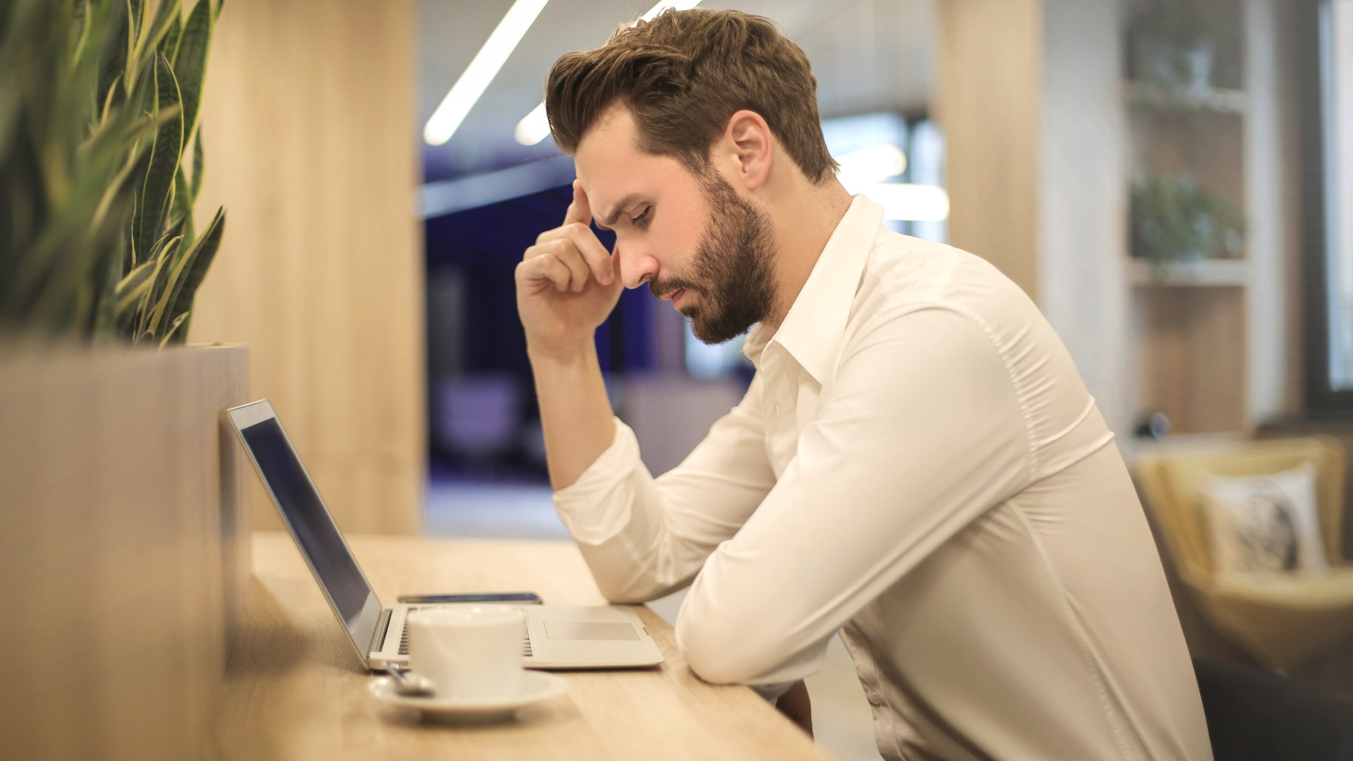 Digitale erfenis nalatenschap laptop man nadenken