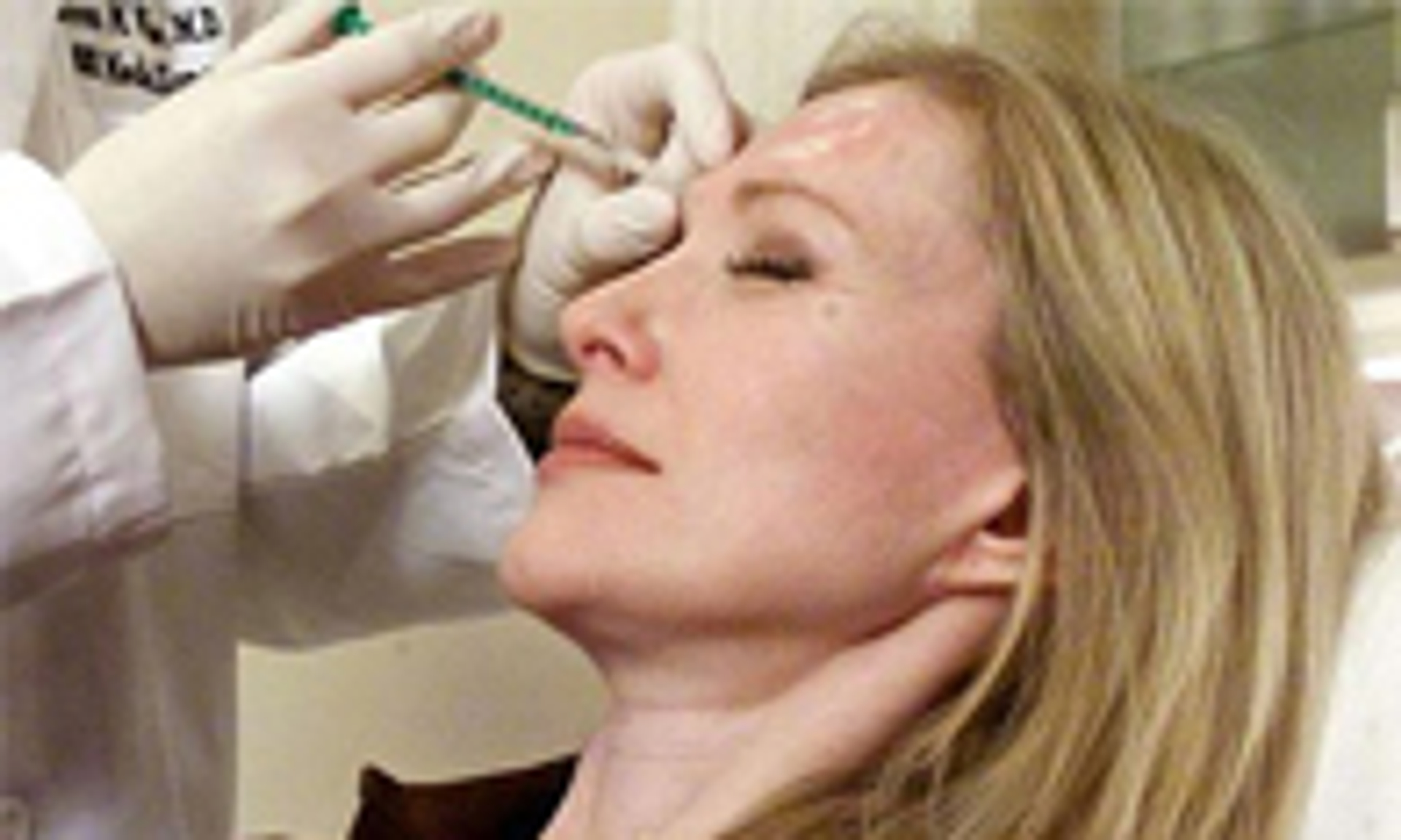 Afbeelding van Consumenten massaal aan botox en fillers