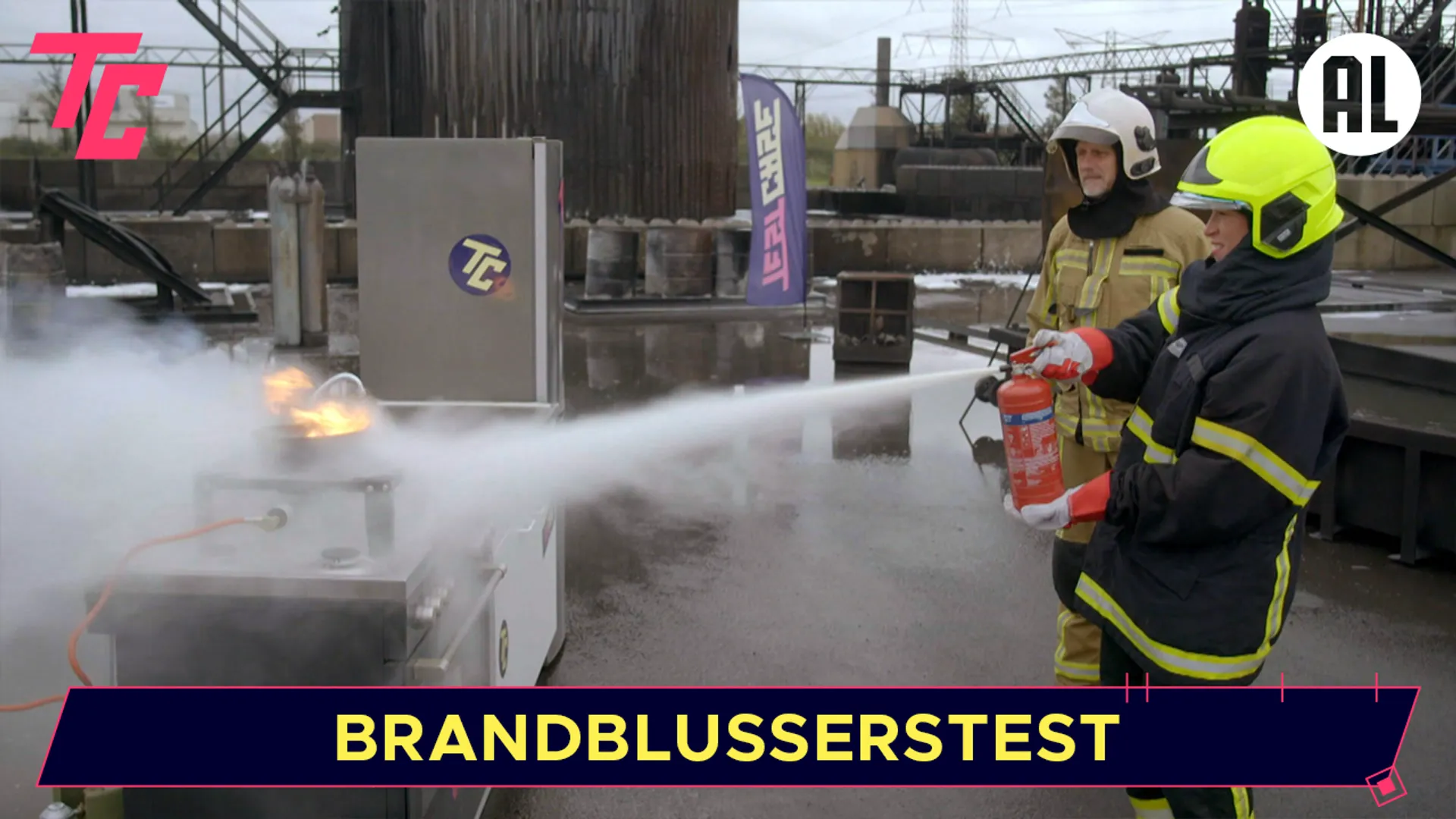 Wat is de beste manier om een vlam in de pan te blussen? - Kassa - BNNVARA