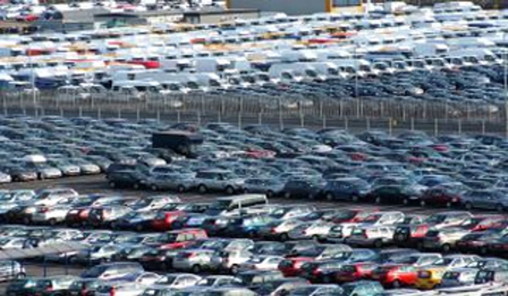 Afbeelding van 'Mensen steeds meer afhankelijk van auto'