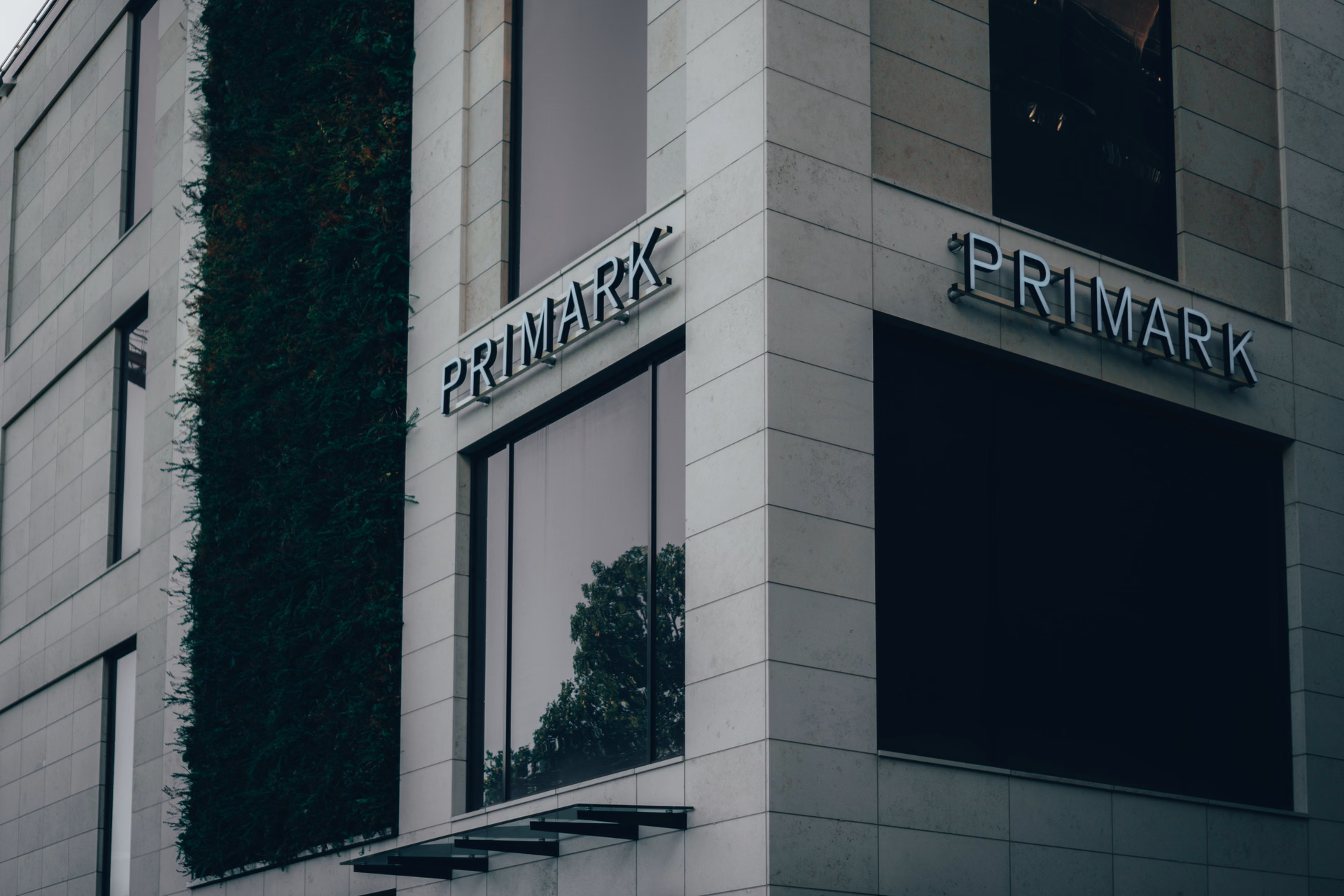 Afbeelding van Primark wil af van wegwerpkleding en gaat verduurzamen