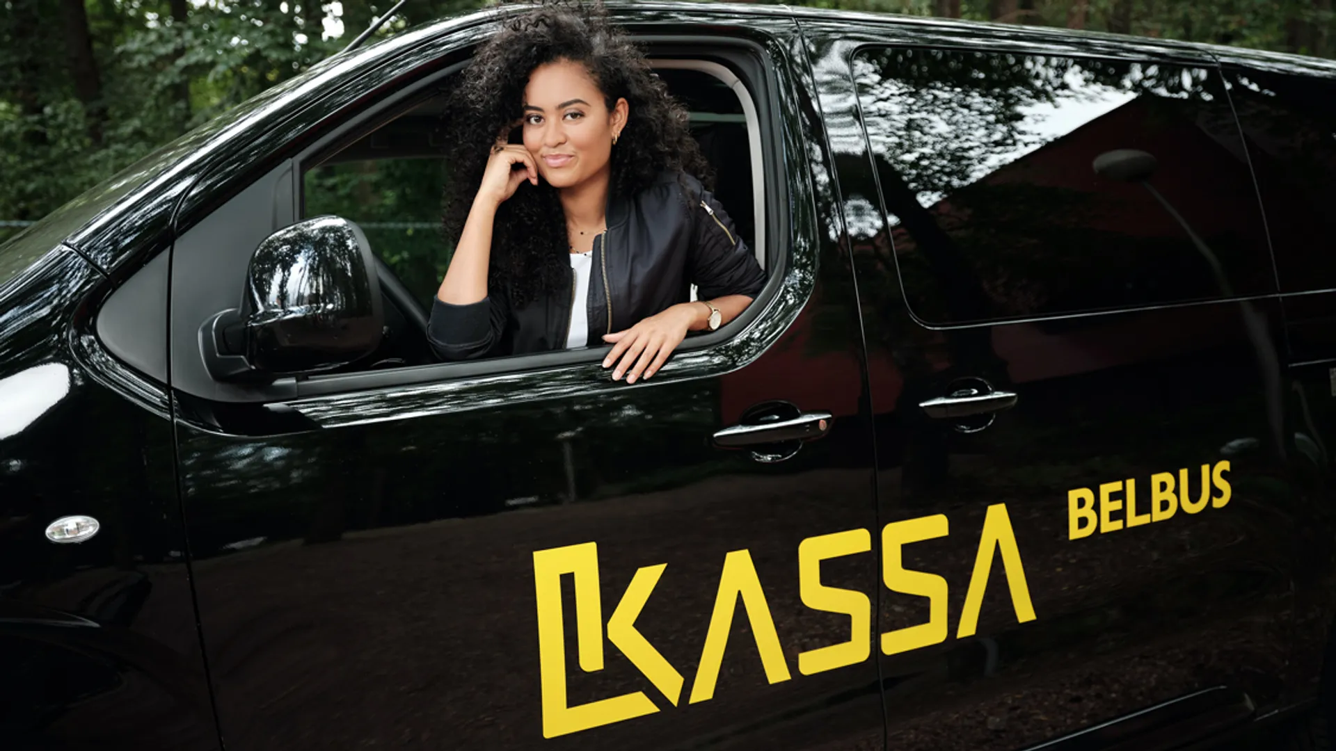 Afbeelding van Nieuwe Belbus-presentator: maak kennis met Ciana Mayam