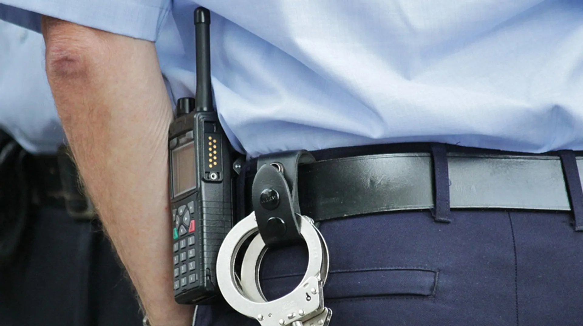 Afbeelding van Politiebond: agenten worden door criminelen verleid en bedreigd