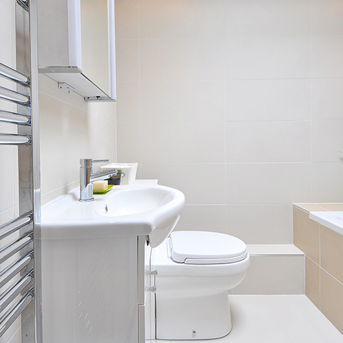 Extra Info: Belbus: Badkamer & Co laat klanten barsten