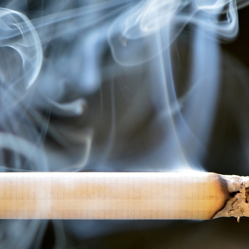 RIVM: Geef sigaretten een donker kleurtje om ze onaantrekkelijk te maken