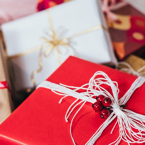 Onderzoek: Er wordt minder besteed aan cadeaus deze feestdagen