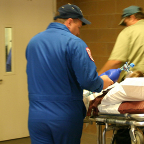 Ruim 3000 Nederlanders kregen noodhulp in het buitenland