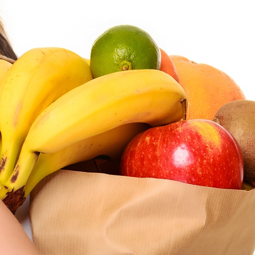 Onrijp fruit op de fruitschaal? Zo laat je het sneller rijpen