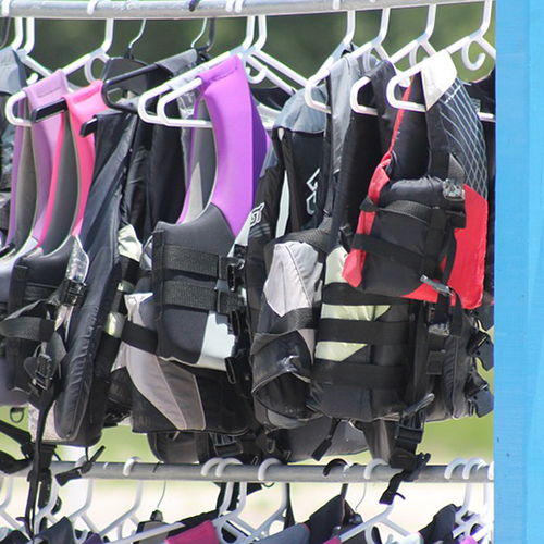 Reddingsvesten blijken niet allemaal veilig