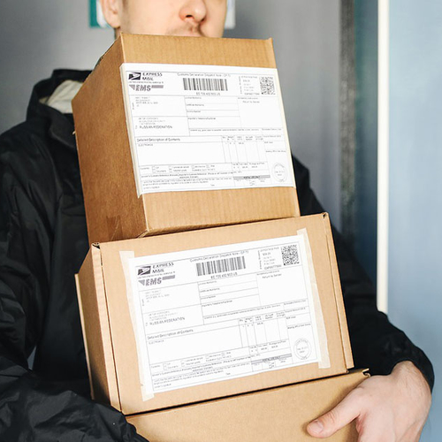 Pakketje de volgende dag bezorgd? PostNL hoopt dat klanten vaker alternatief kiezen