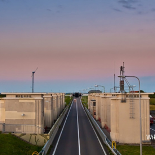 Brug Afsluitdijk blijft nog week openstaan